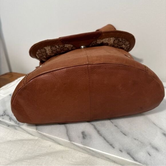 HOBO Brown Leather Shoulder Bag with Slouchy Design - Picture 7 of 16